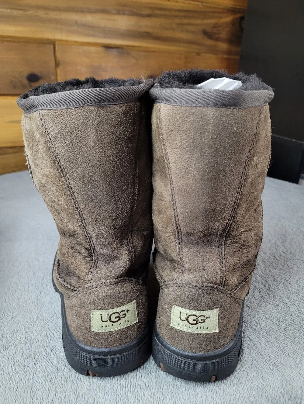 UGG Australia Ultimate Short Boots Womens 9 Brown Suede Leather Sheepskin 5275